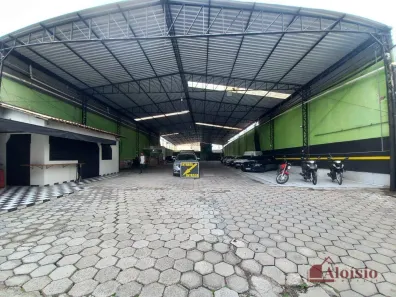Ponto Comercial para alugar, 1600m² no Centro, Taubaté