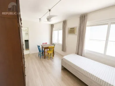Kitnet à venda, 32m² no Cidade Baixa, Porto Alegre