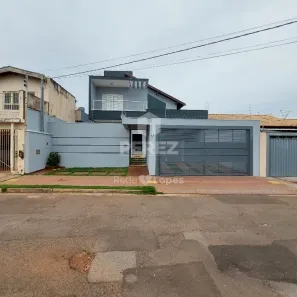 Casa com 4 Quartos à venda, 226m² no Monte Castelo, Campo Grande