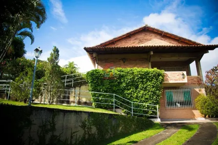 Casa com 4 Quartos à venda, 196m² no Residencial Sul, Nova Lima