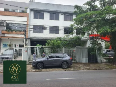Prédio Comercial à venda, 300m² no São Francisco, Niterói