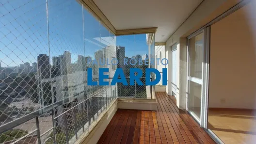 Apartamento com 3 Quartos para alugar, 148m² no Vila Suzana, São Paulo