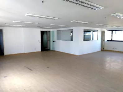 Ponto Comercial para alugar, 121m² no Santa Cecília, São Paulo