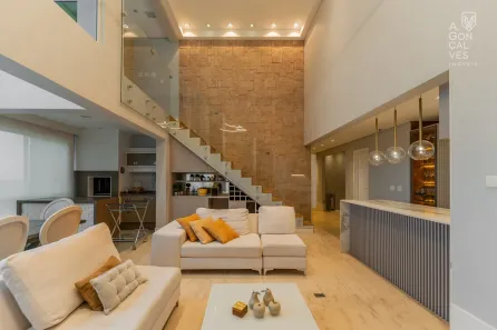 Apartamento com 3 Quartos para alugar, 230m² no Campo Comprido, Curitiba