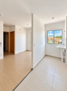 Apartamento com 2 Quartos para alugar, 55m² no Recanto dos Magnatas, Maringá