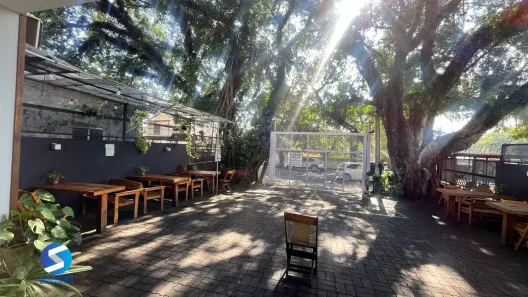 Prédio Comercial à venda, 365m² no Tristeza, Porto Alegre