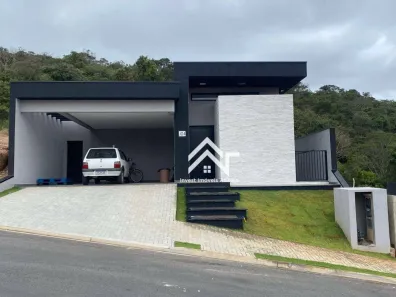 Casa de Condomínio com 2 Quartos para alugar, 176m² no Laranja Azeda, Atibaia