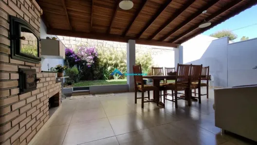 Casa de Condomínio com 4 Quartos à venda, 139m² no Chácaras Saudáveis e Encantadoras, Jundiaí