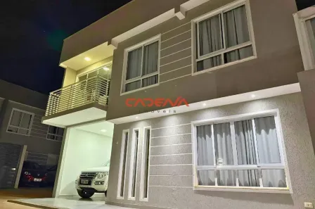 Casa com 3 Quartos à venda, 180m² no Alto Boqueirão, Curitiba