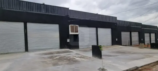 Galpão/Depósito/Armazém para alugar, 215m² no Shopping Park, Uberlândia