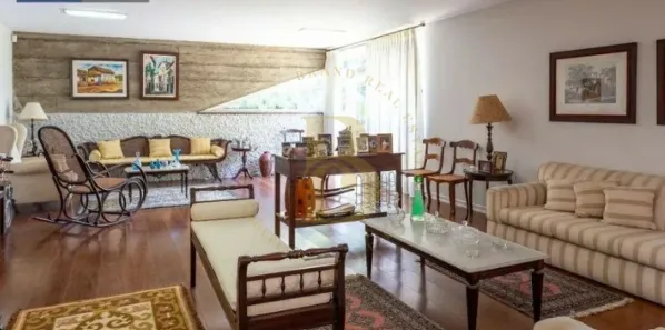 Casa com 4 Quartos à venda, 381m² no Jardim Everest, São Paulo
