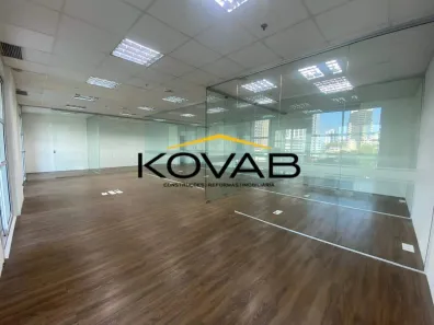 Sala Comercial para alugar, 154m² no Vila São Francisco (Zona Sul), São Paulo