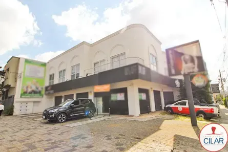 Ponto Comercial para alugar, 184m² no Rebouças, Curitiba