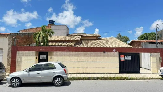 Casa com 3 Quartos à venda, 240m² no Marcos Freire II, Nossa Senhora do Socorro