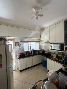 Casa com 2 Quartos à venda, 144m² no Conjunto Habitacional Castelo Branco, Araçatuba