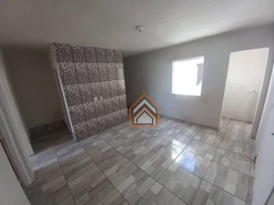 Apartamento com 2 Quartos para alugar, 50m² no Sumaré, Alvorada