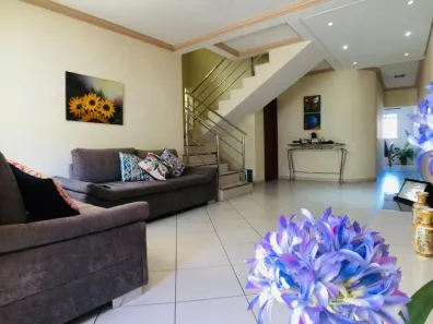 Casa com 4 Quartos à venda, 350m² no Jardim Riacho das Pedras, Contagem