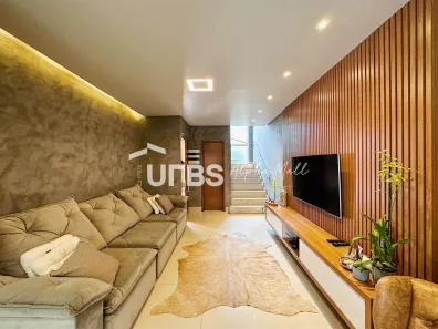 Casa de Condomínio com 4 Quartos à venda, 150m² no Jardim Vitória, Goiânia