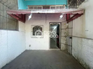 Ponto Comercial à venda, 32m² no Del Castilho, Rio de Janeiro