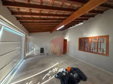 Casa com 3 Quartos para alugar, 176m² no Parque Dom Pedro II, Americana