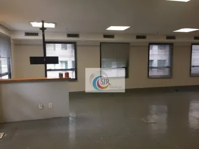 Sala Comercial para alugar, 255m² no Vila Olímpia, São Paulo