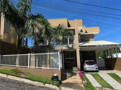 Casa de Condomínio com 4 Quartos para venda ou aluguel, 250m² no Centro, São Roque