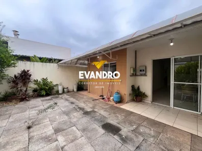 Casa de Condomínio com 3 Quartos à venda, 198m² no Jardim Imperial, Cuiabá