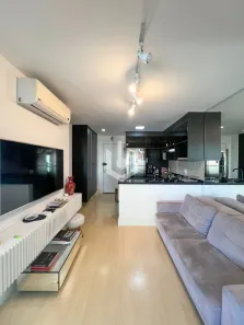 Apartamento com 2 Quartos para alugar, 58m² no Santo Amaro, São Paulo