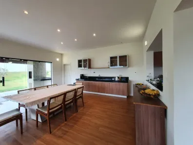 Casa de Condomínio com 4 Quartos à venda, 280m² no Boa Vista, Sete Lagoas