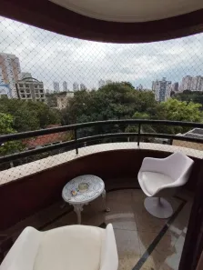 Apartamento com 3 Quartos para alugar, 113m² no Cambuí, Campinas