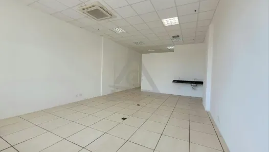 Sala Comercial para venda ou aluguel, 65m² no Cambuí, Campinas
