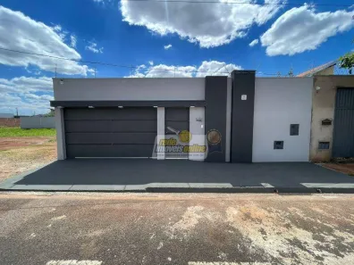 Casa com 3 Quartos à venda, 140m² no Parque das Laranjeiras, Uberaba