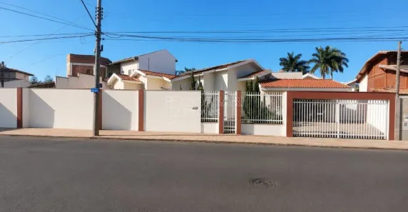Casa com 3 Quartos à venda, 408m² no Jardim Vale das Rosas, Araraquara