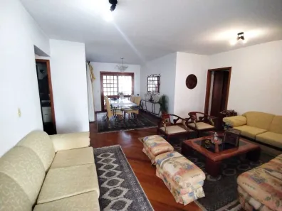 Apartamento com 4 Quartos para alugar, 159m² no Boa Vista, Porto Alegre