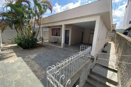 Casa com 3 Quartos à venda, 360m² no Santa Mônica, Belo Horizonte