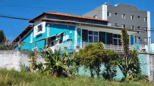 Sobrado com 4 Quartos à venda, 400m² no Monte Castelo, São José dos Campos