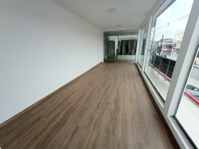 Ponto Comercial para alugar, 28m² no Parque 10 de Novembro, Manaus