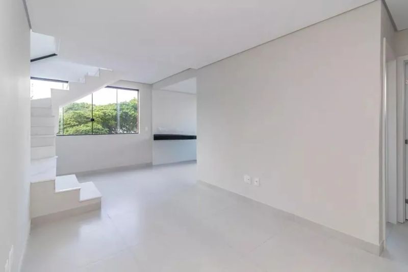 Apartamento com 2 quartos — Ipiranga, Belo Horizonte