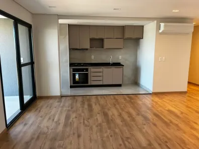 Apartamento com 2 Quartos para alugar, 95m² no Vila Silvinha, Botucatu