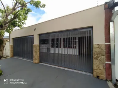 Casa com 3 Quartos à venda, 184m² no Doutor Tancredo de Almeida Neves, Araraquara