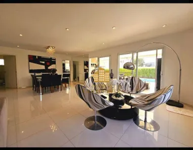 Casa de Condomínio com 4 Quartos para venda ou aluguel, 354m² no Alphaville, Santana de Parnaíba