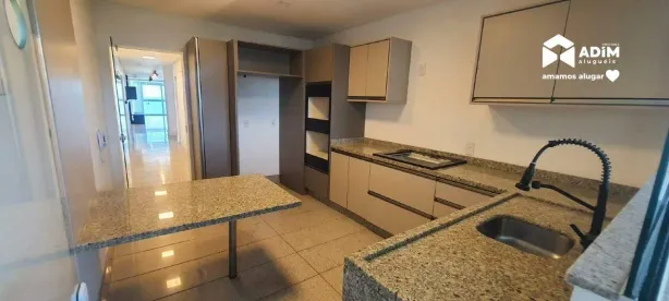 Apartamento com 4 Quartos para alugar, 238m² no Centro, Balneário Camboriú