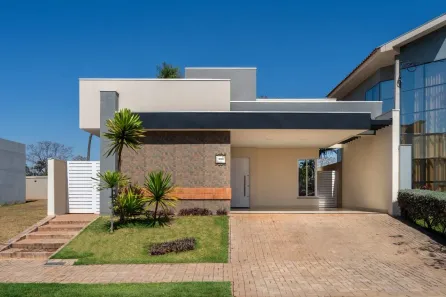 Casa de Condomínio com 3 Quartos à venda, 169m² no Centro, Três Lagoas