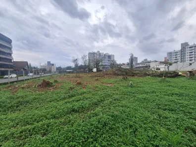 Lote/Terreno à venda, 5883m² no Anita Garibaldi, Joinville