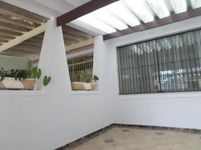 Sobrado com 3 Quartos para alugar, 153m² no Vila Alpina, Santo André