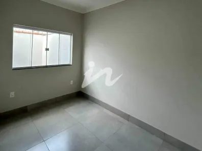 Casa com 2 Quartos à venda, 68m² no São Jorge, Uberlândia