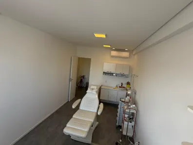 Sala Comercial à venda, 42m² no Vila Mathias, Santos
