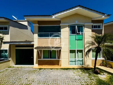 Casa com 3 Quartos à venda, 186m² no Lagoa Redonda, Fortaleza