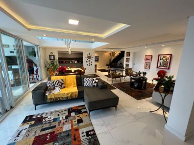 Apartamento com 4 Quartos à venda, 350m² no Canasvieiras, Florianópolis