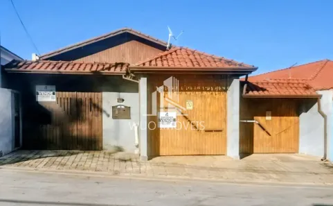 Sobrado com 4 Quartos à venda, 220m² no Centro, Santa Branca